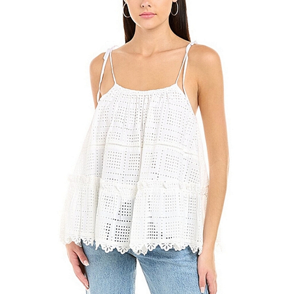 ⚘️TOCCIN Eyelet Lace Swing Top⚘️